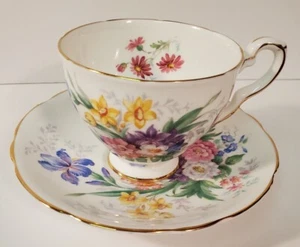 ROYAL STAFFORD England FLORALIA Bone China Teacup Saucer Tea Cup Gold Trim PC15 - Picture 1 of 10