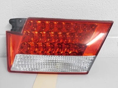 HYUNDAI AZERA 2006 2007 2008 2009 2010 LADO DERECHO INTERIOR MALETERO LUZ TRASERA Foto 1 de 4