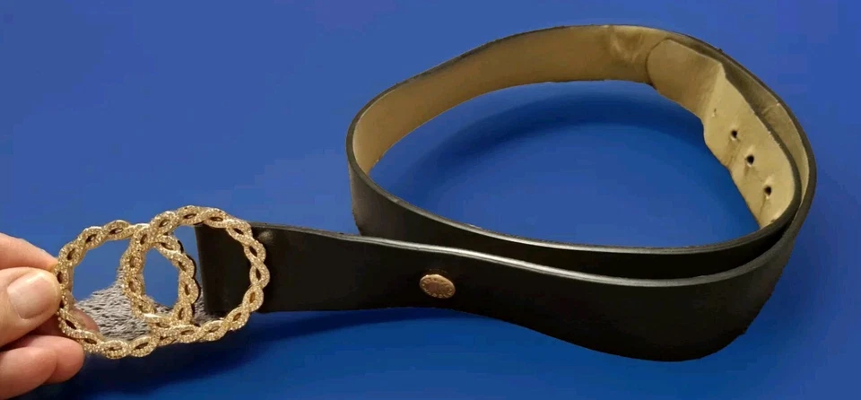 Steve Madden Women's Belt Black/Gold Logo Large - Image 1 of 4