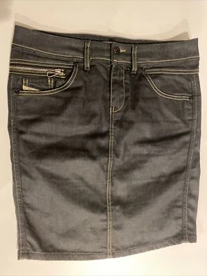 Falda vaquera oscura Diesel talla 28 Foto 1 de 4