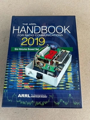 2019 ARRL Amateur Radio Handbook - Pre owned - Softback Cover 6 Vol - Box Set - Image 1 of 4