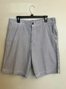 IZOD Men’s Seersucker Striped Chino Shorts Size 34 Excellent Condition - Picture 1 of 3