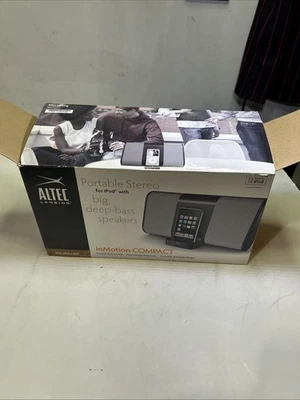 Base de altavoz portátil compacta Altec Lansing inMotion iM310 para fuente de alimentación iPod Foto 1 de 4