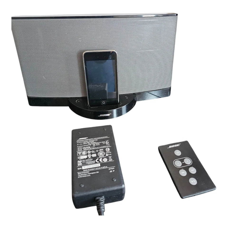 Bose SoundDock Speaker + Apple IPod Touch + Mains Cables Tested Working - Image 1 of 4