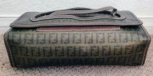 AUTÉNTICO TOCADOR FENDI VINTAGE CUERO ZUCCA MANGO SUPERIOR USADO MARRÓN RARO - Imagen 1 de 15