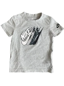 Nike Kids 4T Gray Graphic T-Shirt Multi Swoosh Logo Short Sleeve Athletic - Picture 1 of 5