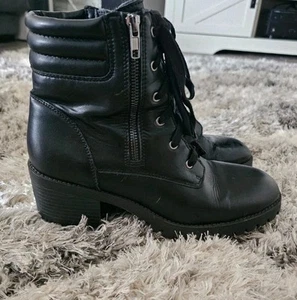 Madden Girl Women's Combat Boots, Black, Lace / zipper Size 9.5 M Preowned. - Picture 1 of 7