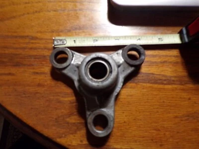 Buena aleación usada Mercedes-Benz #1864100030 eje de hélice centrado cruz 190SL, pontón Foto 1 de 4