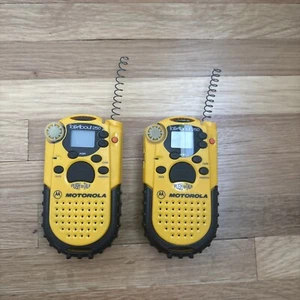 Motorola TalkAbout 250 Black/Yellow FAmily Radio 2-Way Radio Walkie Talkie - Picture 1 of 1