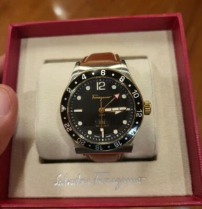 SALVATORE FERRAGAMO Mens Gold Sport Chronograph Swiss Made Watch Brown leather - Picture 1 of 11