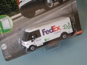 Matchbox Fedex GM Brightdrop Zevo 600 EV Delivery Courier Working Rigs 90mm g - Picture 1 of 2