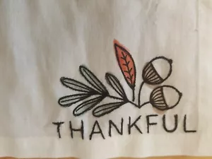 Handsome Ivory 100% Cotton"Thankful" Embroidered Napkin/Tray Cover 20"×20" New - Picture 1 of 6