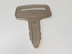 Replacement Key for Kubota Loaders and Generators See Complete List - Picture 1 of 2