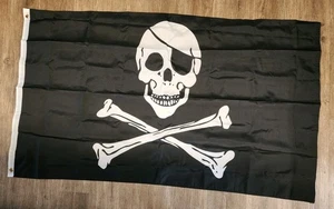 Pirate Flag Black with White Skulll and Cross Bones - 58ins X 34ins - Picture 1 of 4