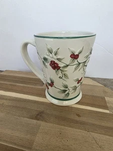 Taza de café té coco Pfaltzgraff Winterberry 12 oz Navidad 2013 - Imagen 1 de 6