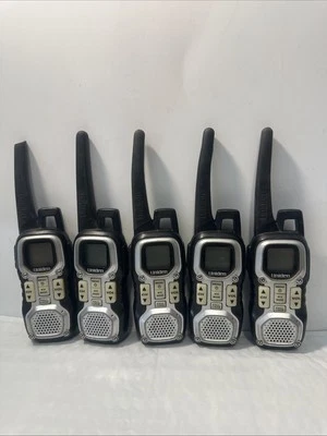 5 Uniden GMR4040-2CKHS Two Way Radio No Charger No Battery (uses AAA Batteries) - Image 1 of 4