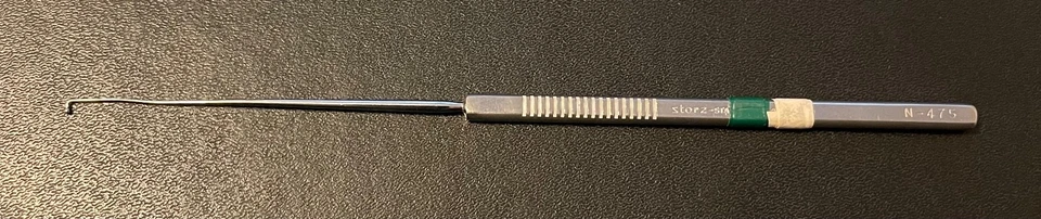 Gancho otorrinolaringológico Storz N475 1,0 mm 90 grados en ángulo 17,3 cm de longitud total Foto 1 de 1