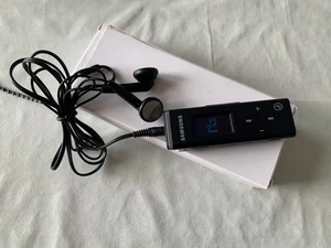 Samsung YP-U3J Mp3 Radio Player voice recorder 2GB with headphone bundle - Picture 1 of 8
