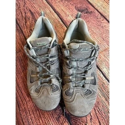 Hi Tec Womens Lace Up Hiking Shoes 9.5 - Image 1 of 4