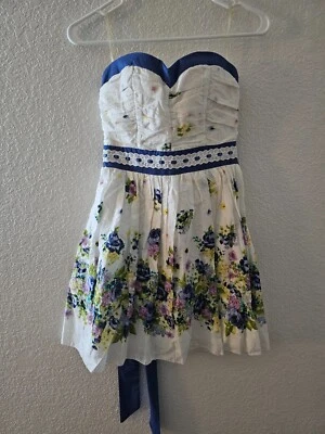 Vestido para mujer My Michelle multi floral sin tirantes tallas 3 Foto 1 de 4