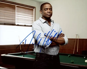 Dulé Hill Psych 8x10 Signed Photo JSA Certified Autograph - Picture 1 of 3