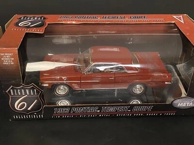 Highway 61 1963 Pontiac Tempest Coupe Grenadier Red 1/18 - Image 1 of 4