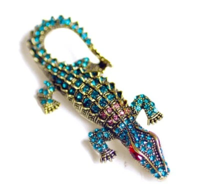 DELICADO Mujeres Niña Verde Estrás Cocodrilo Pez Animal Bufanda Chal Broche Prendedor Foto 1 de 4