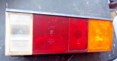 Luz trasera derecha pasajero moldura negra para 78-81 SCIROCCO LOC-161DG Foto 1 de 4