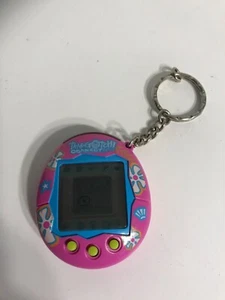Raro Vintage Bandai Tamagotchi Conexión Rosa Tropical Flor Funciona Batería Nueva - Imagen 1 de 7