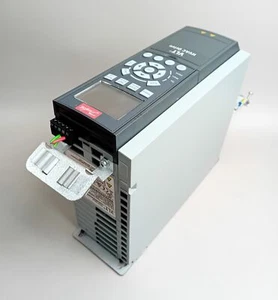 Danfoss 135U7488 FC-102P4K0T4E20H1TGXXXXSXXXXA0B2CXXXXD0 - Bild 1 von 3