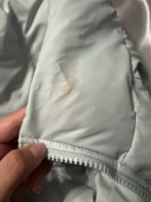 Chaqueta acolchada The North Face azul 200 grande para mujer Foto 1 de 4