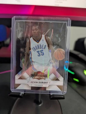 2009-10 Panini Threads - Kevin Durant Century Proof Gold Holo Card #9 /99 - Image 1 of 2