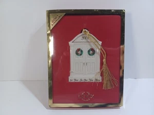 NIB Lenox 2001 Annual First Year in New Home Christmas Ornament Welcome Gate - Picture 1 of 5