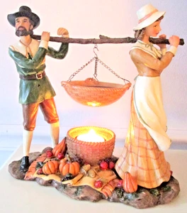 YANKEE CANDLE FALL THANKSGIVING PILGRIM COUPLE TART BURNER + 4 TARTS ~ HERVORRAGENDER ZUSTAND - Bild 1 von 7