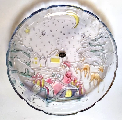Винтажная 14-дюймовая рождественская тарелка из кристально чистого стекла Studios Япония Santa Sleigh с наклейкой - Изображение 1 из 4