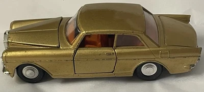 Dinky Toys Diecast Gold Rolls Royce Silver Cloud III No. 127 Meccano Ltd England - Image 1 of 4