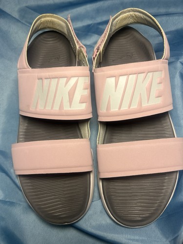 Sandalo Nike donna Tanjun rosa bianco punta aperta slide taglia 8.
