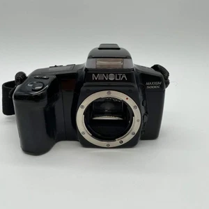 Minolta Maxxum 5000i SLR Film Camera - Picture 1 of 16