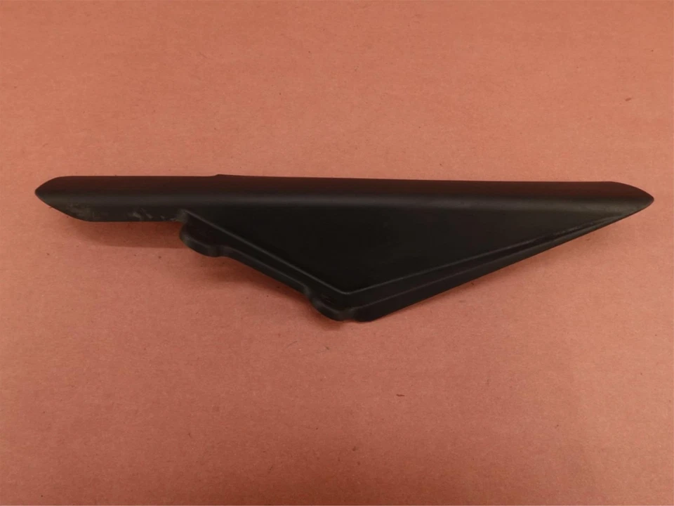 Cubierta protectora de cadena trasera 36014-0018 Kawasaki Versys 650 KLE650 2015-2021 Foto 1 de 4