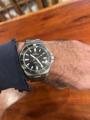 Reloj de buceo Shinola 43 mm Lake Superior Monster automático de acero inoxidable Foto 1 de 4