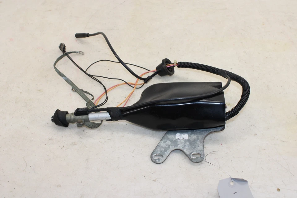 Chevrolet Corvette 1998-2004 convertible antena de alimentación 10285495 OEM NF23 Foto 1 de 4