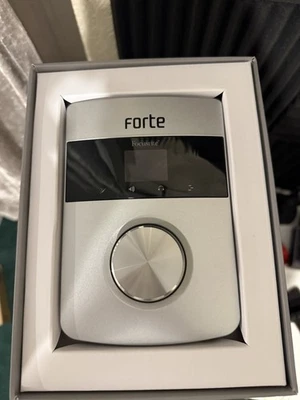 Focusrite Forte - 2-in/4-out Audio Interface + Accessories - Image 1 of 3