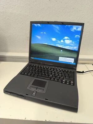 Acer Travelmate 260 - Pentium 3 1Ghz 256MB Windows XP Retro RS2 Lpt1 - Bild 1 von 3