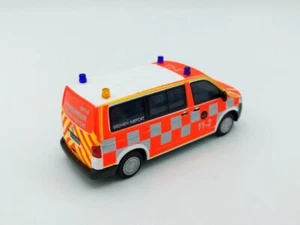 Rietze VW T5 Flughafenfeuerwehr Bremen ELW Reserve - Bild 1 von 1