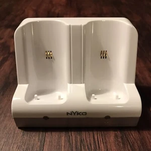 NYKO Charge Station Wii Remote Rechargeable Battery Dock TESTED Dock Only - Picture 1 of 4