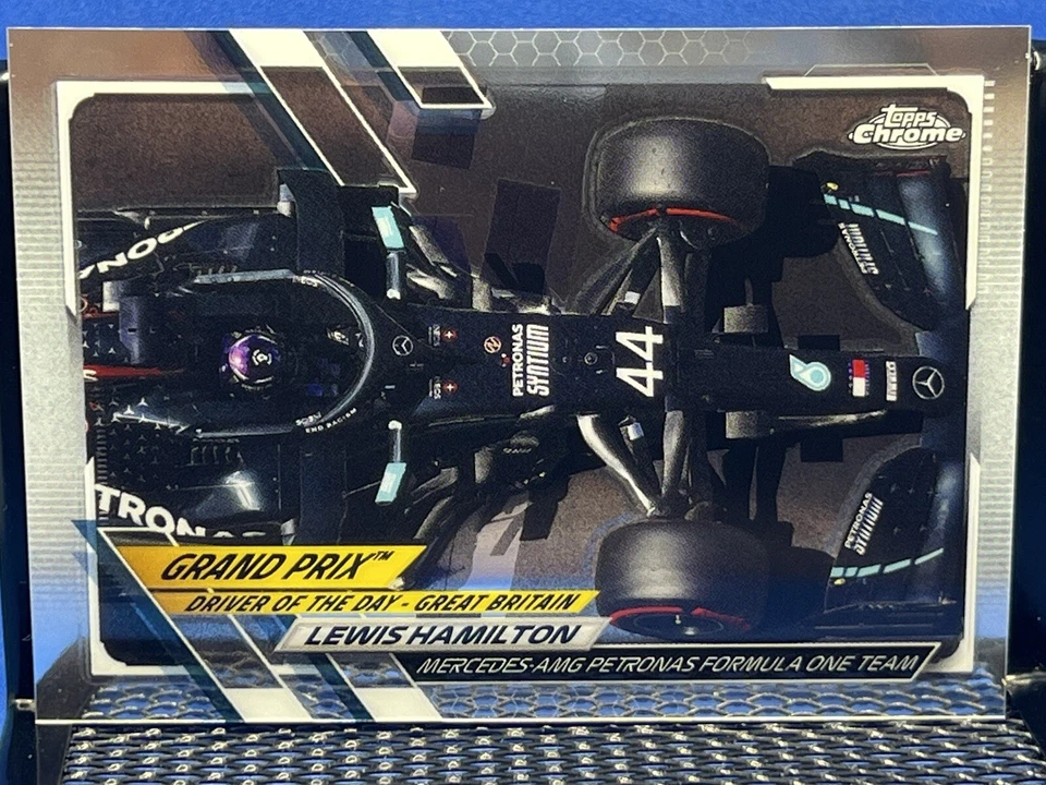 2021 Topps Chrome Formula 1 LEWIS HAMILTON Driver Of The Day F1 Grand Prix 166 - Image 1 of 2