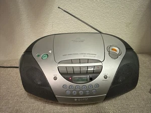 Sony CFD-S300 AM/FM Radio CD Cassette Tape Player - Bild 1 von 12