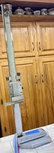 Mitutoyo 18” Vernier Height Gauge    (#Z-1340) - Picture 1 of 8