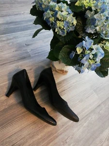 Pumps Damenschuhe schwarz romantik Größe 39 -gebraucht- - Bild 1 von 3