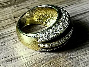 Vintage Gold Metal Diamante Black Enamel Ring Size P - Picture 1 of 8